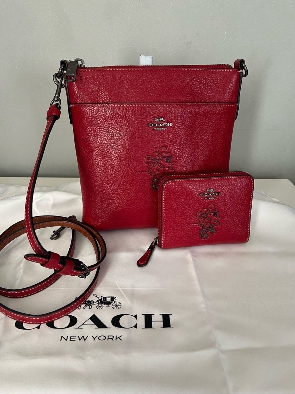 Disney X Coach Minnie Motif
Messenger Crossbody and Matching Wallet